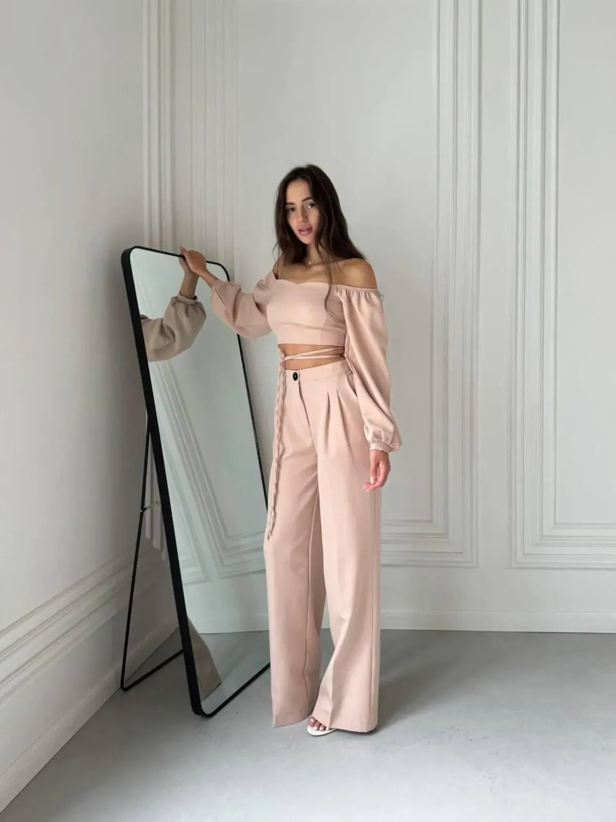 Beige Stylish Sleeveless Tie-Up Top And Wide Leg Pants